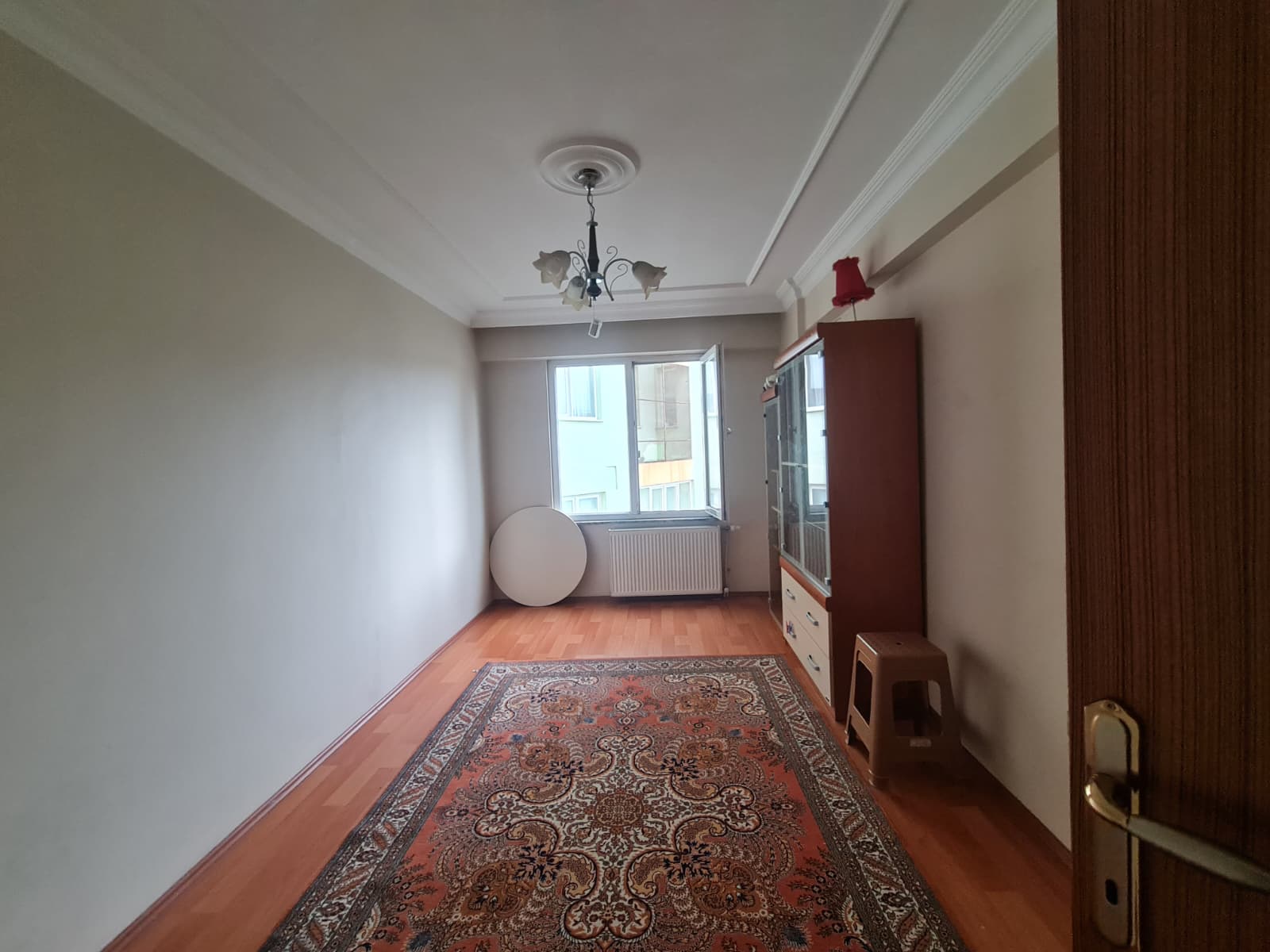 FATSA DUMLUPINAR MH. SEVGİ CADDESİNDE 3+1 EŞYALI KİRALIK DAİRE